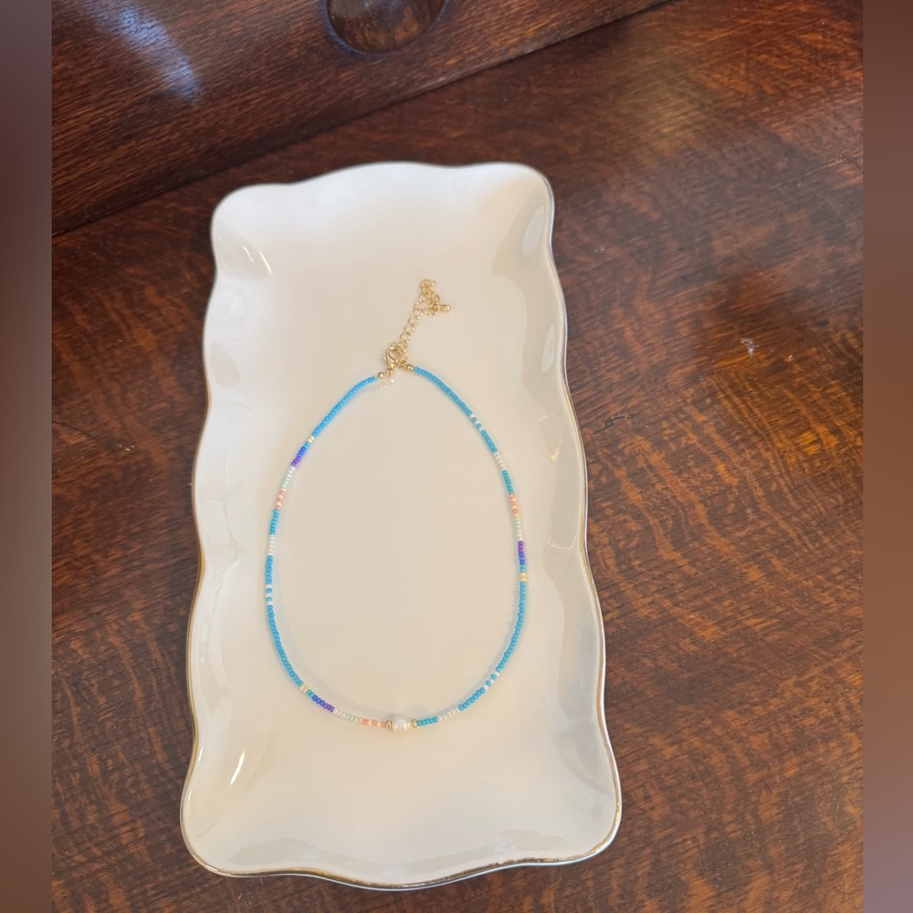 Erin McDermott- Poolside Postcard Tiny Beaded Choker Necklace With Pearl Accent